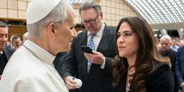 Vaticano: Maria Montserrat Alvarado é a Primeira Mulher a Liderar as Comunicações da Santa Sé