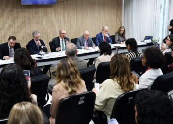Brasil Anuncia Novo Plano de Apoio a Setores Afetados por Tarifas dos EUA