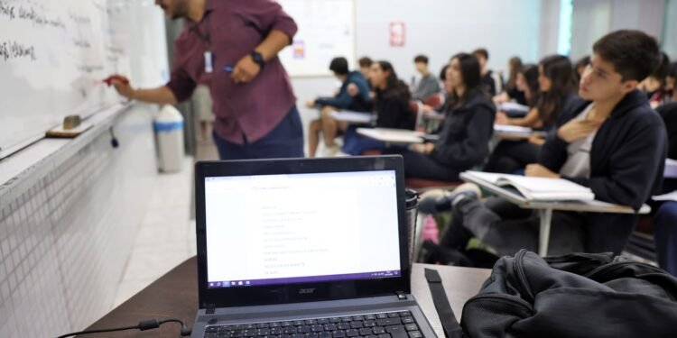 Prouni 2/2026: Prazo final para comprovação de documentos da primeira chamada encerra nesta sexta-feira Prouni 2/2026: Prazo final para comprovação de documentos da primeira chamada encerra nesta sexta-feira