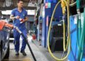 Subsídio de R$ 0,44/litro da gasolina é prorrogado por 30 dias em meio a tensões no Oriente Médio