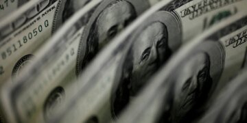 Mercados sob Tensão Global: Dólar a R$ 5,11 e Ibovespa Pressionado por Conflitos e Tecnologia