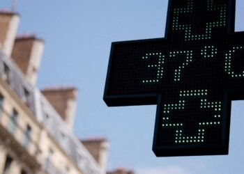 OMS Alerta: Europa Enfrenta Semanas Cruciais com Nova Onda de Calor Extrema OMS Alerta: Europa Enfrenta Semanas Cruciais com Nova Onda de Calor Extrema