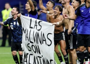 Atitude de Jogadores Argentinos Reacende Debate Geopolítico sobre as Malvinas Atitude de Jogadores Argentinos Reacende Debate Geopolítico sobre as Malvinas