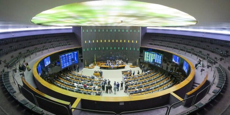Câmara Reafirma Regularidade em Indicações de Emendas ao STF