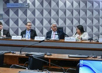 Defensores Públicos Requerem Restrições Rígidas na Publicidade de Apostas Online Frente a Impactos Sociais e Econômicos Defensores Públicos Requerem Restrições Rígidas na Publicidade de Apostas Online Frente a Impactos Sociais e Econômicos