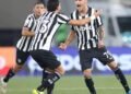 Brasileirão Retorna com Vitórias Cruciais: Botafogo Bate Santos no Final e Vitória Afunda Vasco Brasileirão Retorna com Vitórias Cruciais: Botafogo Bate Santos no Final e Vitória Afunda Vasco