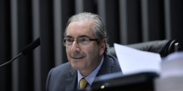 STF Bloqueia R$ 6,15 Milhões de Eduardo Cunha por Suspeita de Direcionamento Ilegal de Emendas