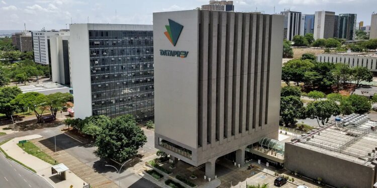 Concurso Dataprev: 212 Vagas e Salários de até R$ 10,6 Mil
