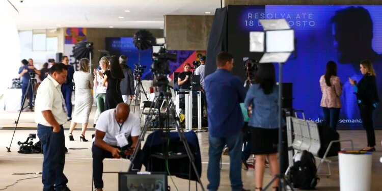 FNDC Lança Carta de Compromisso por Comunicação Democrática