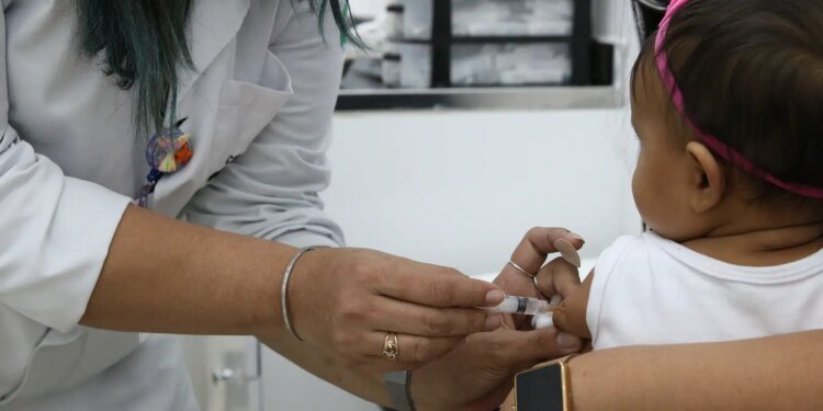 Unicef Alerta Global: 13,5 Milhões de Crianças Sem Vacinação Essencial no Primeiro Ano de Vida Unicef Alerta Global: 13,5 Milhões de Crianças Sem Vacinação Essencial no Primeiro Ano de Vida