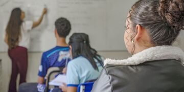 Pé-de-Meia: Estudantes Nascidos em Maio e Junho Recebem Quarta Parcela do Incentivo à Frequência Escolar