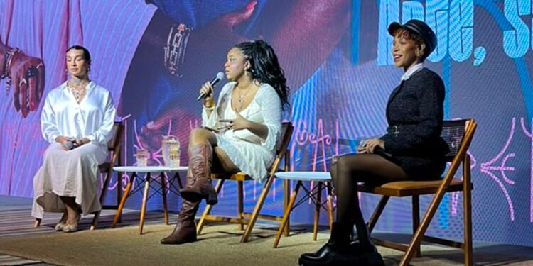 Karol Conká e Linn da Quebrada: Arte como Resistência e Saúde Mental para Mulheres Pretas
