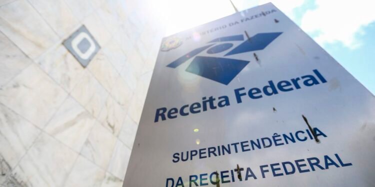 Arrecadação Federal Cresce 7,7% em Junho e Alcança R$ 264,4 Bilhões