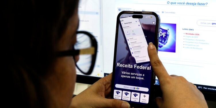Receita Federal Libera Terceiro Lote de Restituição do Imposto de Renda 2026