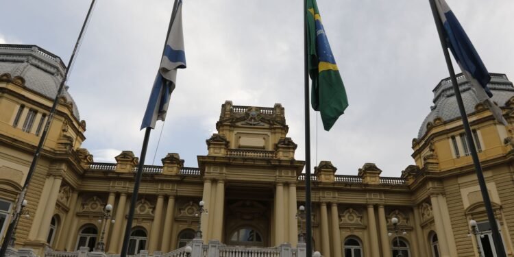 Rio de Janeiro Unifica Secretarias de Agricultura e Pesca para Reduzir Gastos e Otimizar Gestão