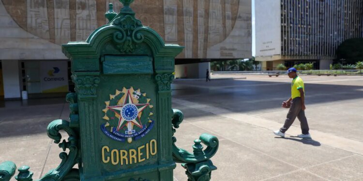 TCU Alerta para Risco Fiscal dos Correios e Defende Compensação de Custo da Universalização