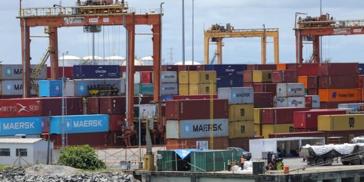 Novas Tarifas dos EUA Afetam US$ 6,6 Bilhões em Exportações Brasileiras