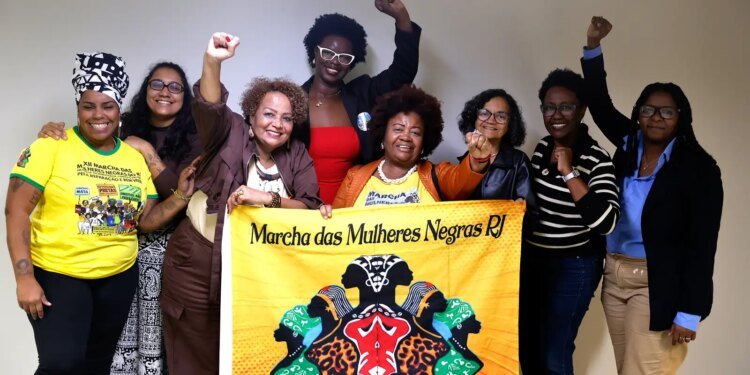 12ª Marcha das Mulheres Negras do Rio: Luta Contra o Racismo e Pela Democracia