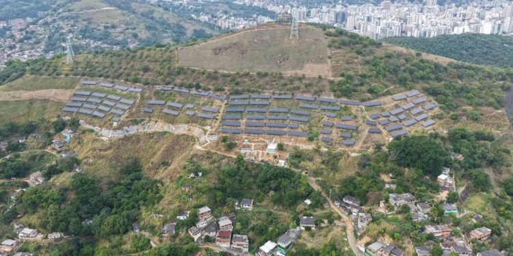 Niterói: Usina Solar na Comunidade Boa Vista Abastece 19 Creches e Gera Economia de R$ 5 Milhões