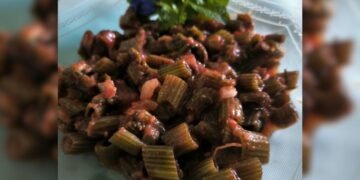 De bucha refogada até macarrão do talo da abóbora: como uma moradora do interior de SP transformou ‘mato’ em comida nutritiva na internet De bucha refogada até macarrão do talo da abóbora: como uma moradora do interior de SP transformou ‘mato’ em comida nutritiva na internet