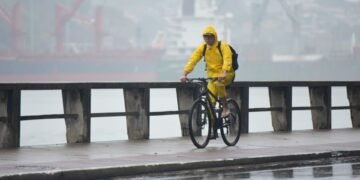 ES tem alerta de chuva intensa e risco de alagamento em mais de 50 cidades; veja a lista