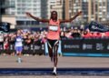 Campeã mundial e olímpica de maratona é suspensa por doping Campeã mundial e olímpica de maratona é suspensa por doping