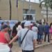 Agricultores de Oiapoque protestam na prefeitura por melhorias em estradas e pontes