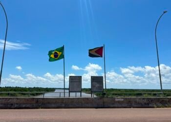 Mulher é encontrada debilitada e com sangramento após sair da Venezuela rumo à Guiana