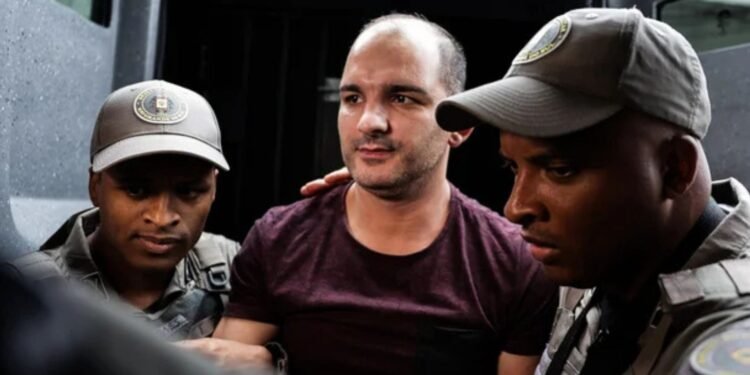 Caso Aguiar: Corregedoria volta atrás e cancela avaliação psicológica de PM suspeito de matar a ex e os pais dela no RS