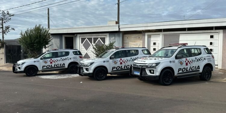 Homem é atingido por tiro de fuzil em Marília em ação do Gaeco do PR contra facção que negociava drogas por flexibilização de visitas íntimas Homem é atingido por tiro de fuzil em Marília em ação do Gaeco do PR contra facção que negociava drogas por flexibilização de visitas íntimas