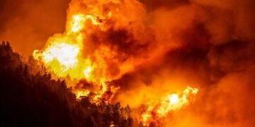 Mundo caminha para aquecimento catastrófico de 2,8°C e fracassa em reduzir emissões, diz ONU Mundo caminha para aquecimento catastrófico de 2,8°C e fracassa em reduzir emissões, diz ONU
