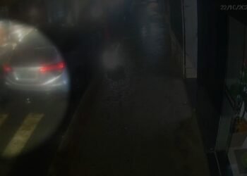 Motorista bêbado atropela sargento da PM na faixa de pedestres e foge no ES; veja VÍDEO