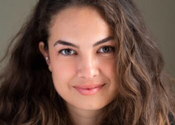 Velório de Lua Blanco reúne ex-colegas de ‘Rebelde’ e amigos no Rio