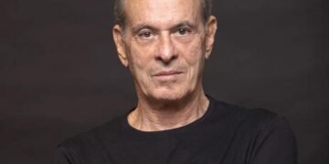 Ney Matogrosso anuncia pausa nos shows após cirurgia: ‘Não é nada grave’