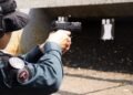 Homem é preso com arma da PMMS após ocorrência em bar