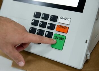 Mais de 5 milhões de eleitores devem ir às urnas em Goiás para votar no 2º turno para presidente; veja o que pode levar