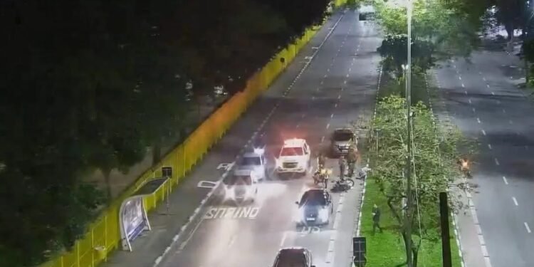 Delegado atira e fere dois jovens durante abordagem a motocicleta em Guarulhos; polícia diz que disparo foi acidental